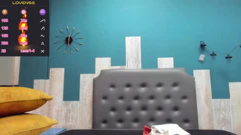 Rhaegal online show from December 21, 2:37 pm