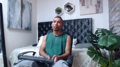 richar_voller online show from January 6, 11:14 am