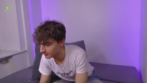 Richard online show from November 24, 3:35 pm