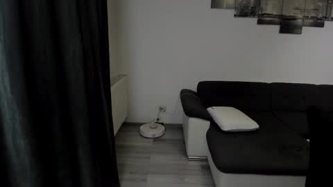 RichardDarell online show from February 16, 6:22 am