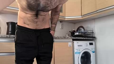 Snapshot of riia362963 chatting on October 28, 9:45 am riia362963 online show from October 28, 9:45 am