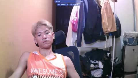 riiichie12 online show from October 18, 7:41 pm