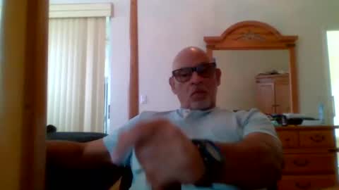 Snapshot of rionel chatting on February 25, 6:20 pm RioNel online show from February 25, 6:20 pm