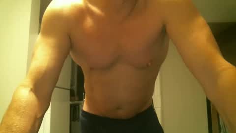 Snapshot of roadhouse122 chatting on February 24, 11:32 am roadhouse122 online show from February 24, 11:32 am