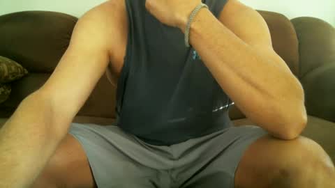 Snapshot of roadhouse122 chatting on December 8, 1:03 pm roadhouse122 online show from December 8, 1:03 pm