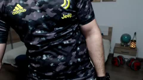 robbyshawz online show from April 14, 5:51 am