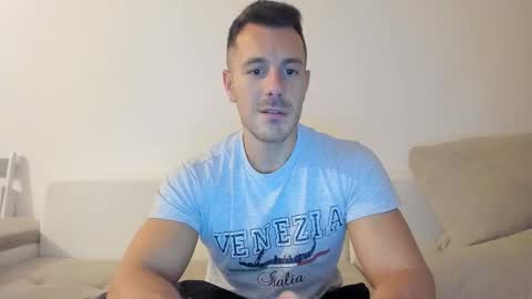 roberto4ever online show from February 18, 5:10 pm