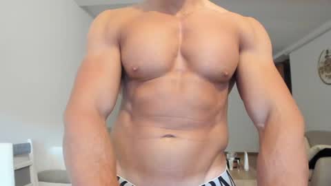 roberto4ever online show from June 17, 11:45 am