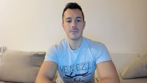 roberto4ever online show from February 28, 4:44 am