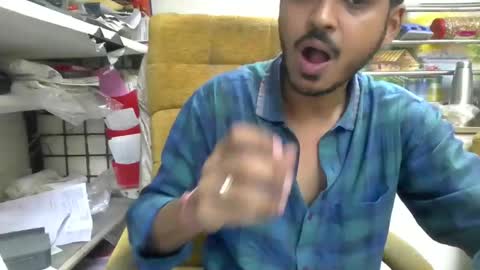 Robertsalia online show from September 26, 12:03 pm