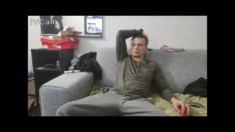 Snapshot of robertxxxpo chatting on February 3, 12:15 am Zenek online show from February 3, 12:15 am