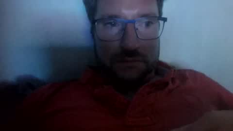 robinouhot online show from July 1, 11:04 pm