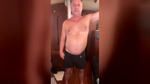 RobotModel420 online show from April 15, 10:32 pm