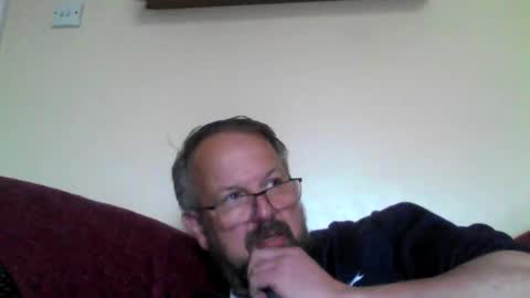 robxx32 online show from April 1, 4:15 pm