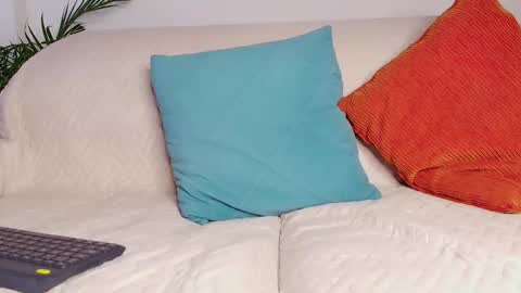 roby_millerr online show from November 25, 8:11 pm