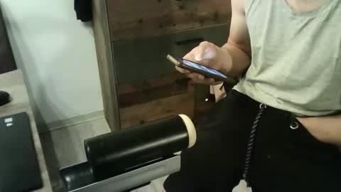 Snapshot of roccki999 chatting on September 29, 1:52 pm Nick online show from September 29, 1:52 pm