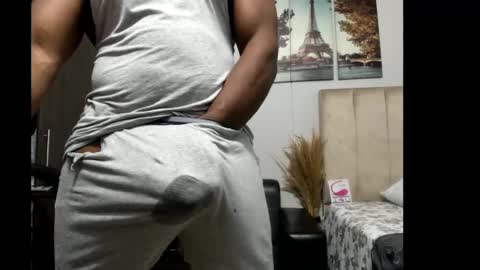 Snapshot of roccoblack02 chatting on March 4, 10:46 am onlyfans user waga122   follow my accounts of Instagram Waga122 oficial twitter waga122  thanks you guys online show from March 4, 10:46 am