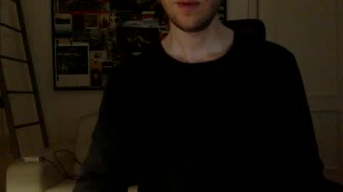 Snapshot of rocketviper chatting on December 19, 12:02 am RocketViper online show from December 19, 12:02 am