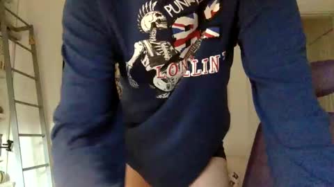 Snapshot of rocketviper chatting on March 7, 3:39 pm RocketViper online show from March 7, 3:39 pm