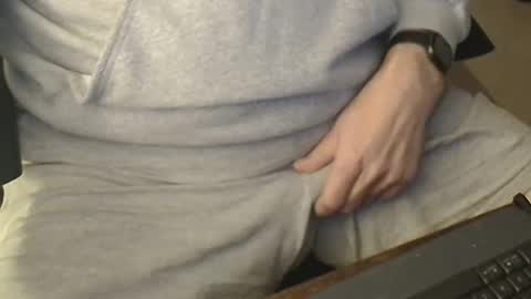 Snapshot of rockhardff chatting on December 15, 5:34 am rockhardff online show from December 15, 5:34 am