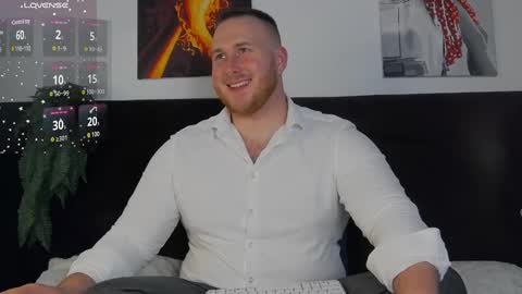 Roddy online show from December 2, 2:06 pm