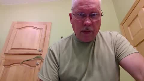 Snapshot of rodstud641 chatting on January 8, 12:38 am rodstud641 online show from January 8, 12:38 am