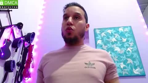 Snapshot of rodthiago chatting on September 14, 12:01 am Thiago independent model online show from September 14, 12:01 am