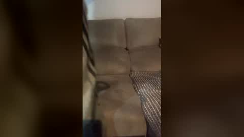 rogerbenid81 online show from April 19, 11:07 pm