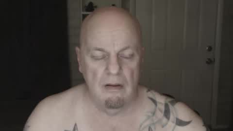 roinaz online show from February 18, 2:27 am