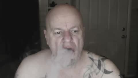 roinaz online show from February 16, 8:00 pm