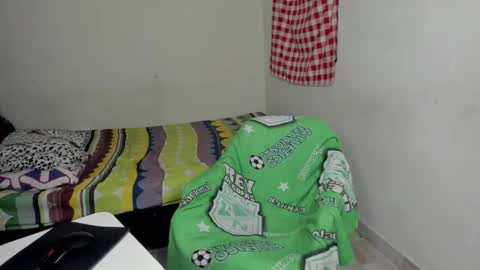 rolling_05 online show from March 19, 4:59 am