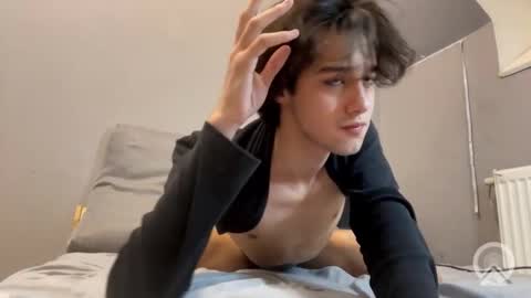 roma_shyguy_ online show from March 2, 7:43 pm