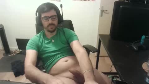 romainb72 online show from November 10, 10:47 pm