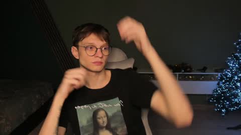 Romeo online show from January 3, 8:21 am