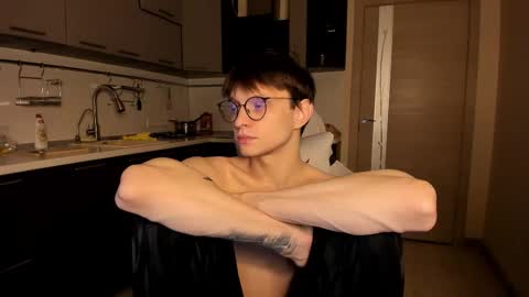 Romeo online show from September 27, 1:58 am