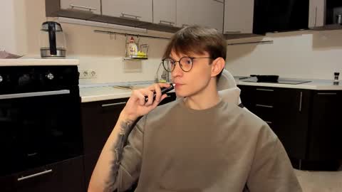 Romeo online show from October 16, 12:13 pm