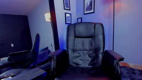 ronnie_crawford online show from June 18, 5:51 pm