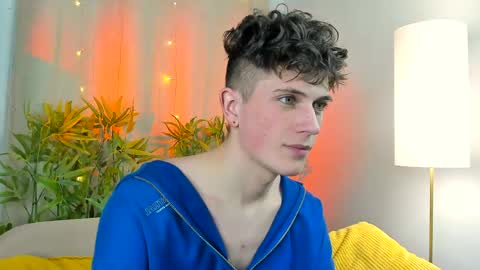 Rony online show from April 20, 8:44 pm