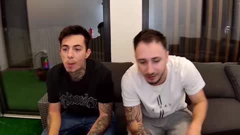 Snapshot of room4all chatting on October 30, 8:10 pm ionut online show from October 30, 8:10 pm