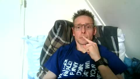 rororober online show from June 15, 1:25 pm