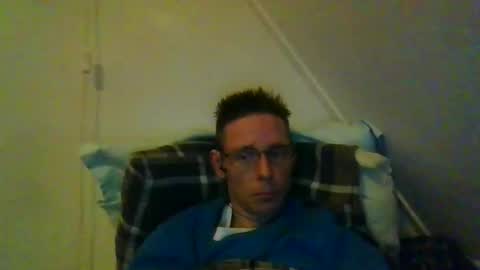 rororober online show from February 3, 6:13 pm