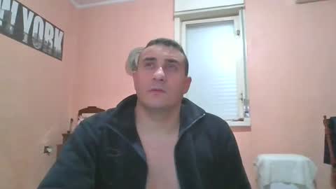 Snapshot of rosario1212 chatting on January 15, 12:30 am Rosario online show from January 15, 12:30 am