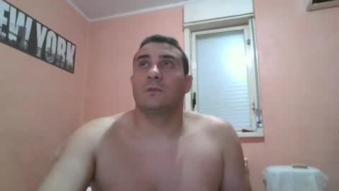 Snapshot of rosario1212 chatting on February 27, 12:52 am Rosario online show from February 27, 12:52 am