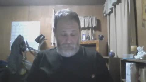 Lost4gain online show from January 2, 2:43 am