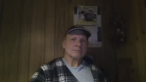 roses2u1958 online show from February 5, 6:35 am