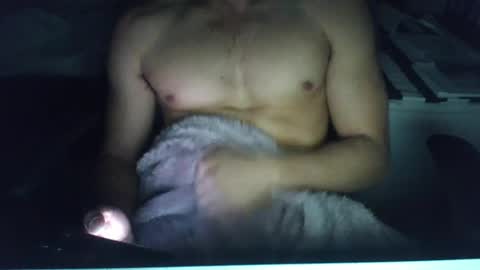 royjames1 online show from April 14, 11:04 pm