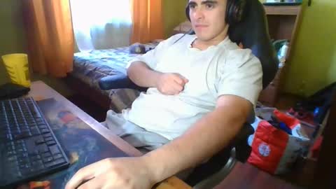 rpaulo25 online show from February 13, 10:43 pm