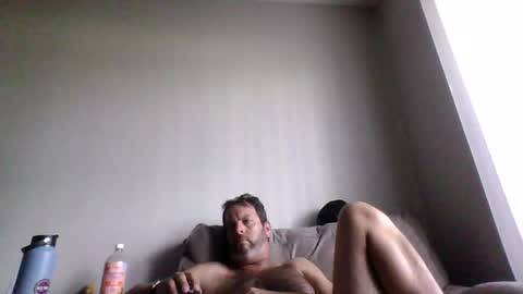 rubbingoneout714 online show from June 8, 11:06 pm