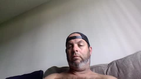 Snapshot of rubbingoneout714 chatting on October 25, 4:09 pm rubbingoneout714 online show from October 25, 4:09 pm