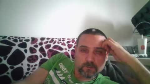 rul3ssuck online show from November 10, 7:57 am